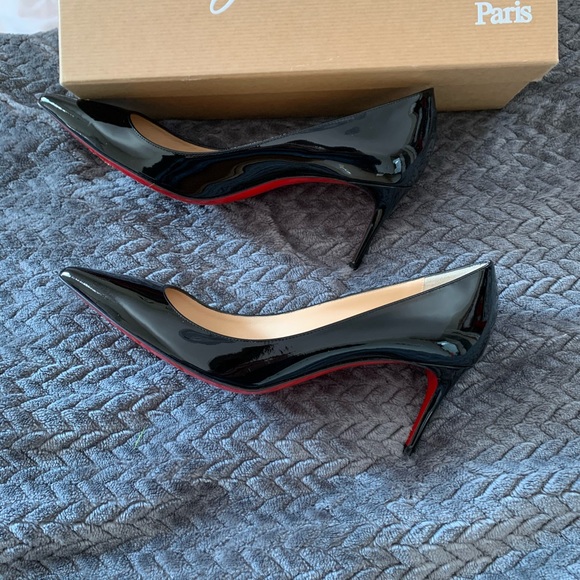 Louis Vuitton Patent Leather Black Heals - Picture 4 of 6